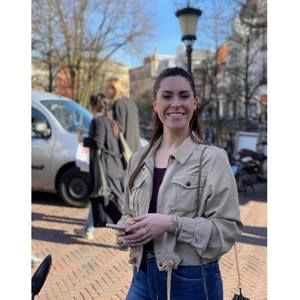 Meet your Posher, Amanda